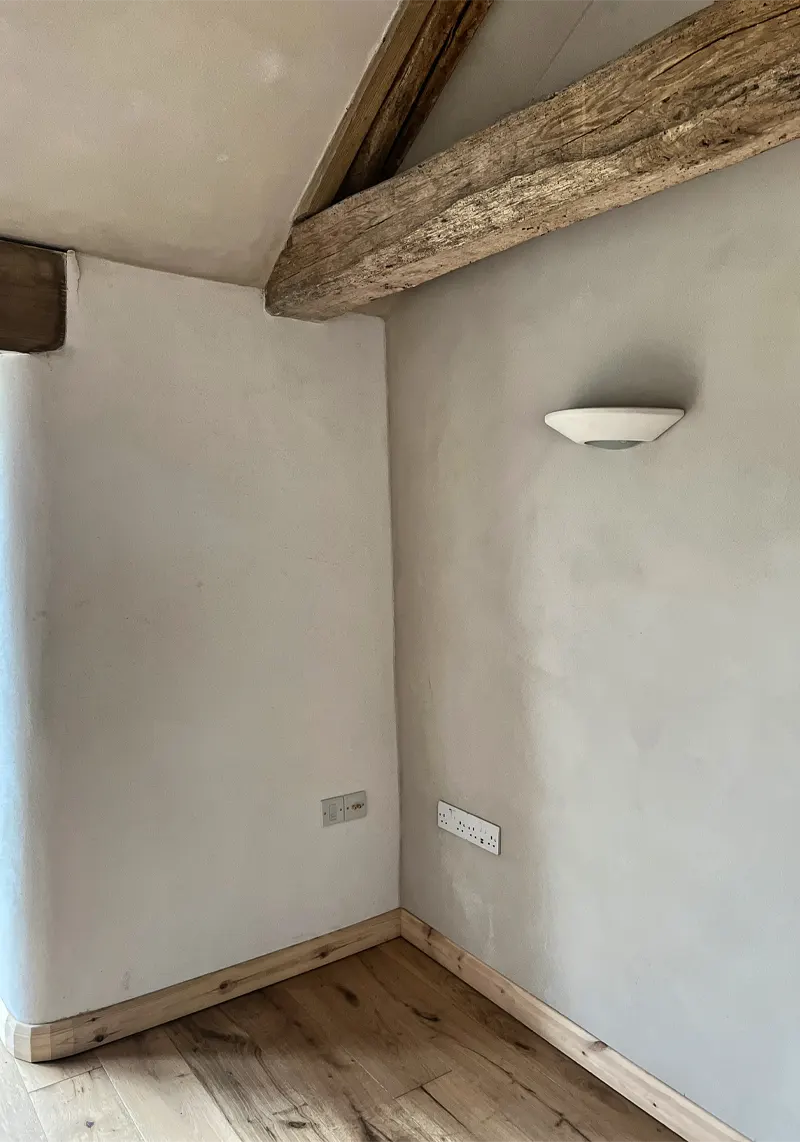 Beautiful natural materials exposed beams